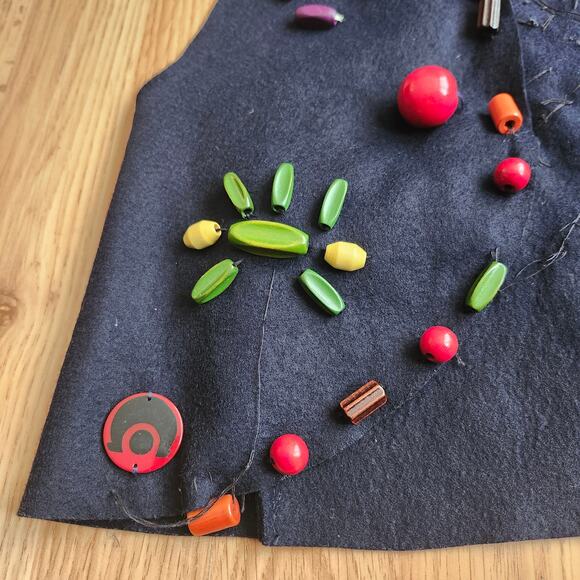 Vintage Camp Fire Girls Beaded Felt Vest 70% Wool 30% Rayon Little Girls Uniform - Picture 5 of 11